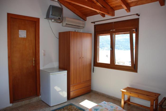 Hotel Bonis Samos Town Cameră foto